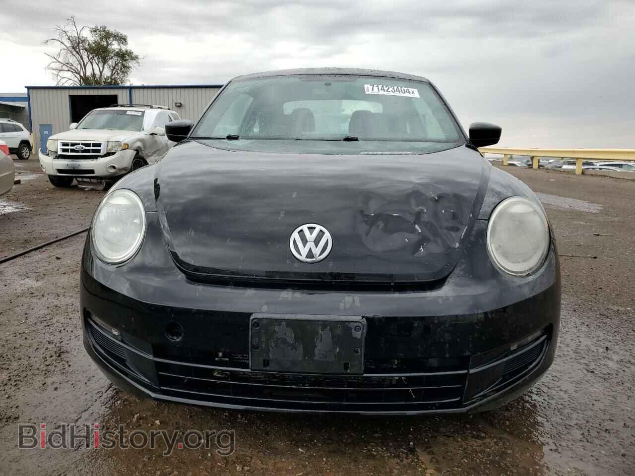 2014 VOLKSWAGEN BEETLE - VIN: 3VWF17AT5EM653143 - Фото 5