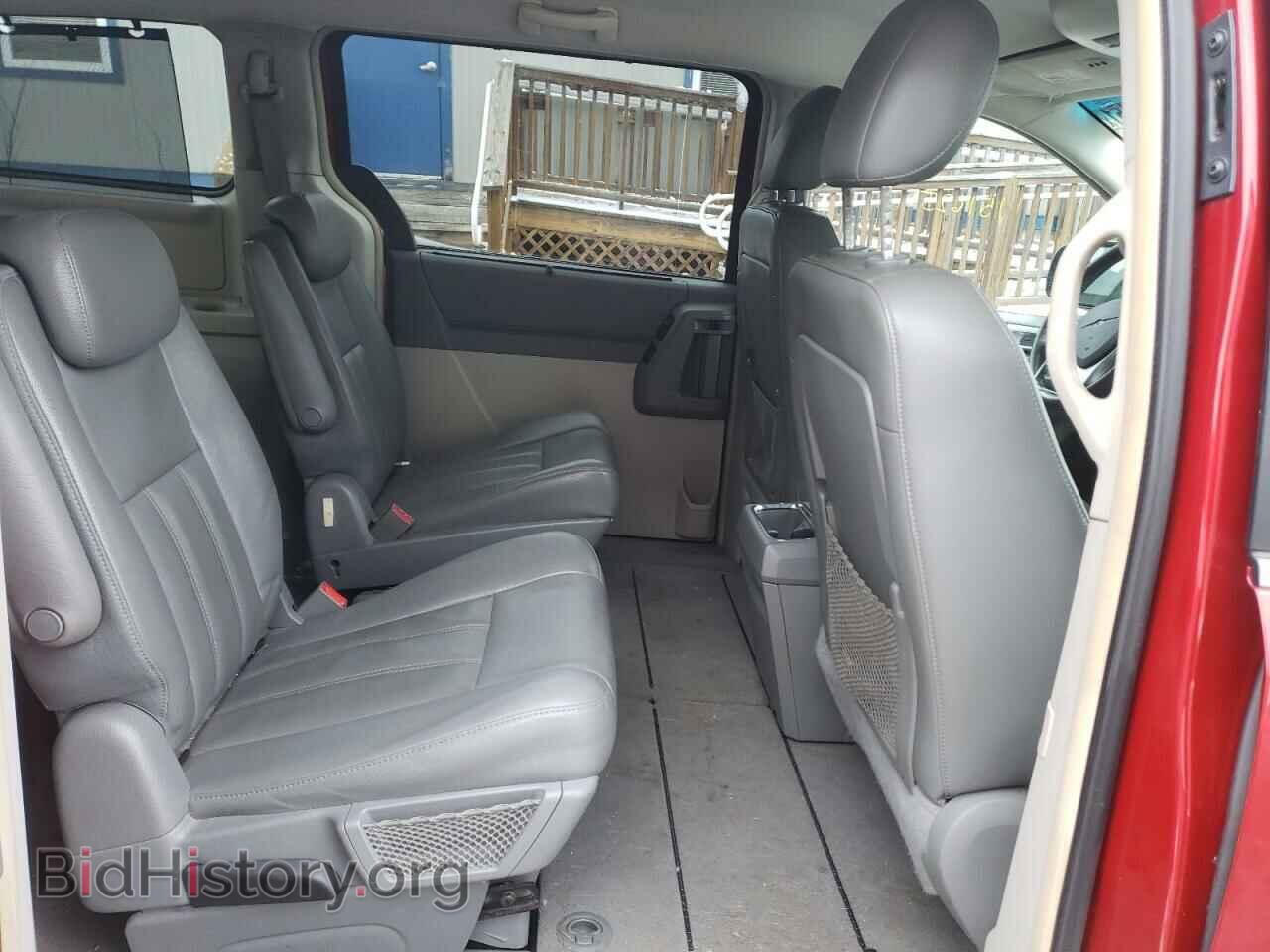 2009 CHRYSLER MINIVAN - VIN: 2A8HR54169R558181 - Фото 6