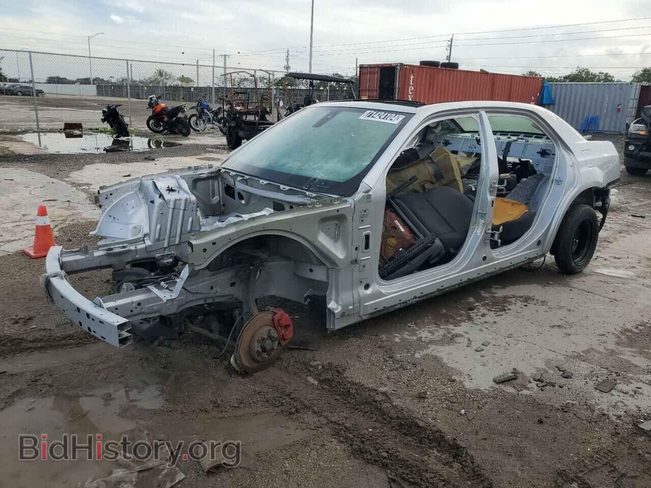 Фотография 2C3CCABT0LH180666 - CHRYSLER 300 2020