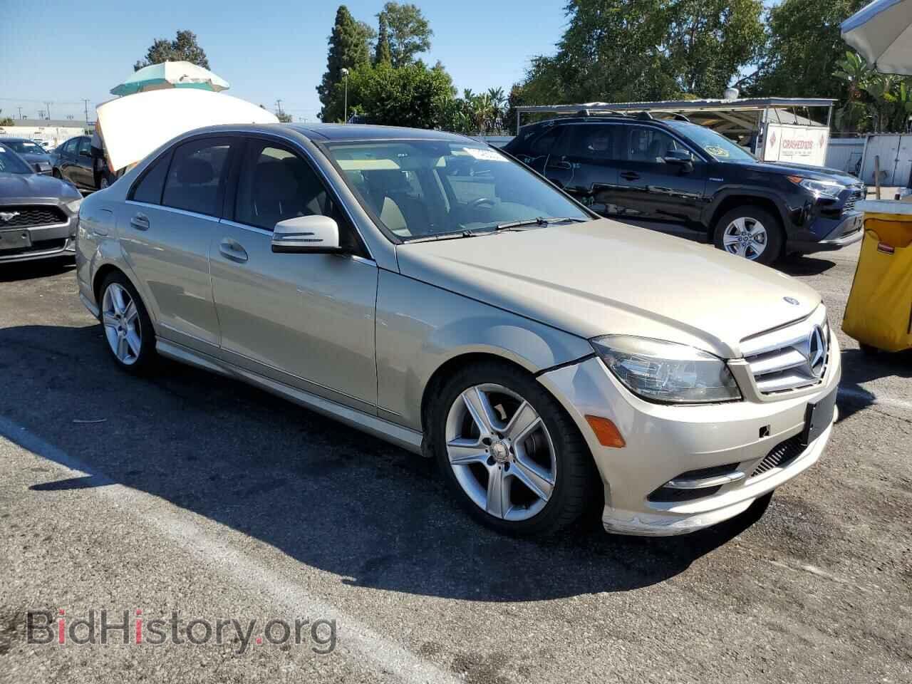 2011 MERCEDES-BENZ C-CLASS - VIN: WDDGF5EB2BA524841 - Фото 4