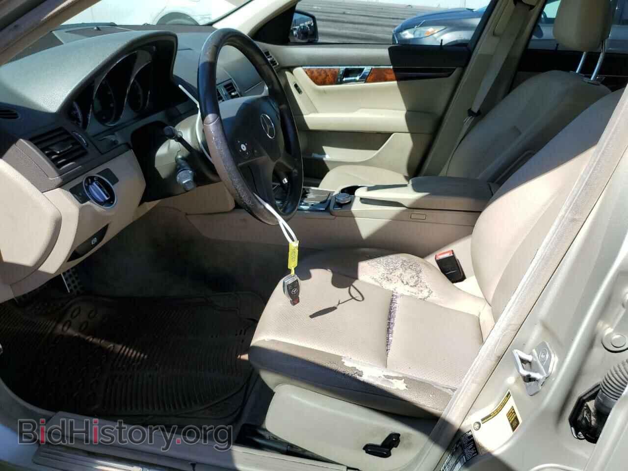 2011 MERCEDES-BENZ C-CLASS - VIN: WDDGF5EB2BA524841 - Фото 7