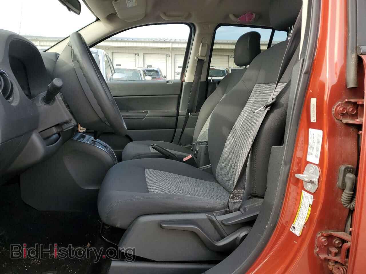 2010 JEEP COMPASS - VIN: 1J4NF4FB9AD524885 - Photo 7