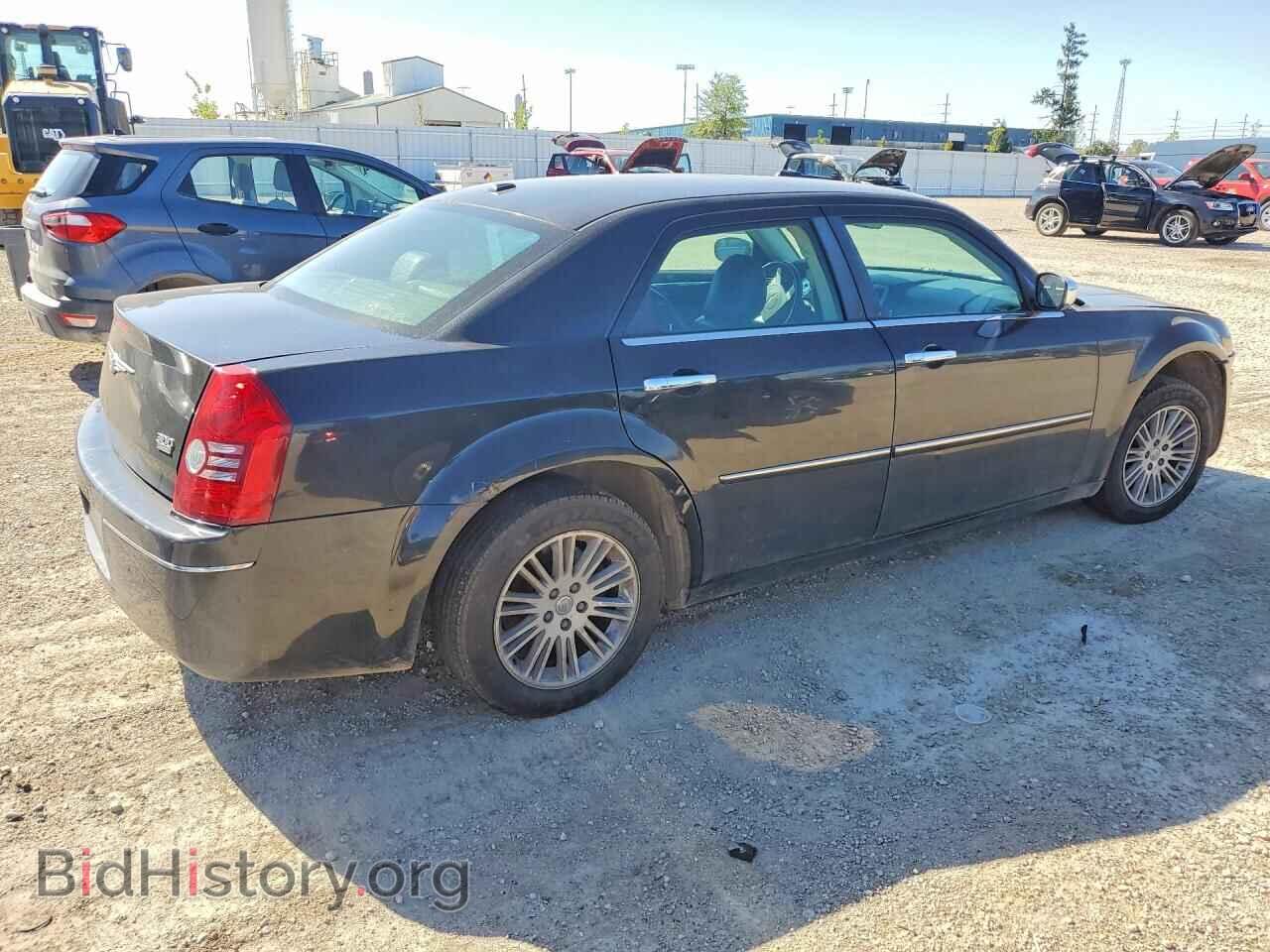 2010 CHRYSLER 300 - VIN: 2C3CA5CV5AH249930 - Photo 3