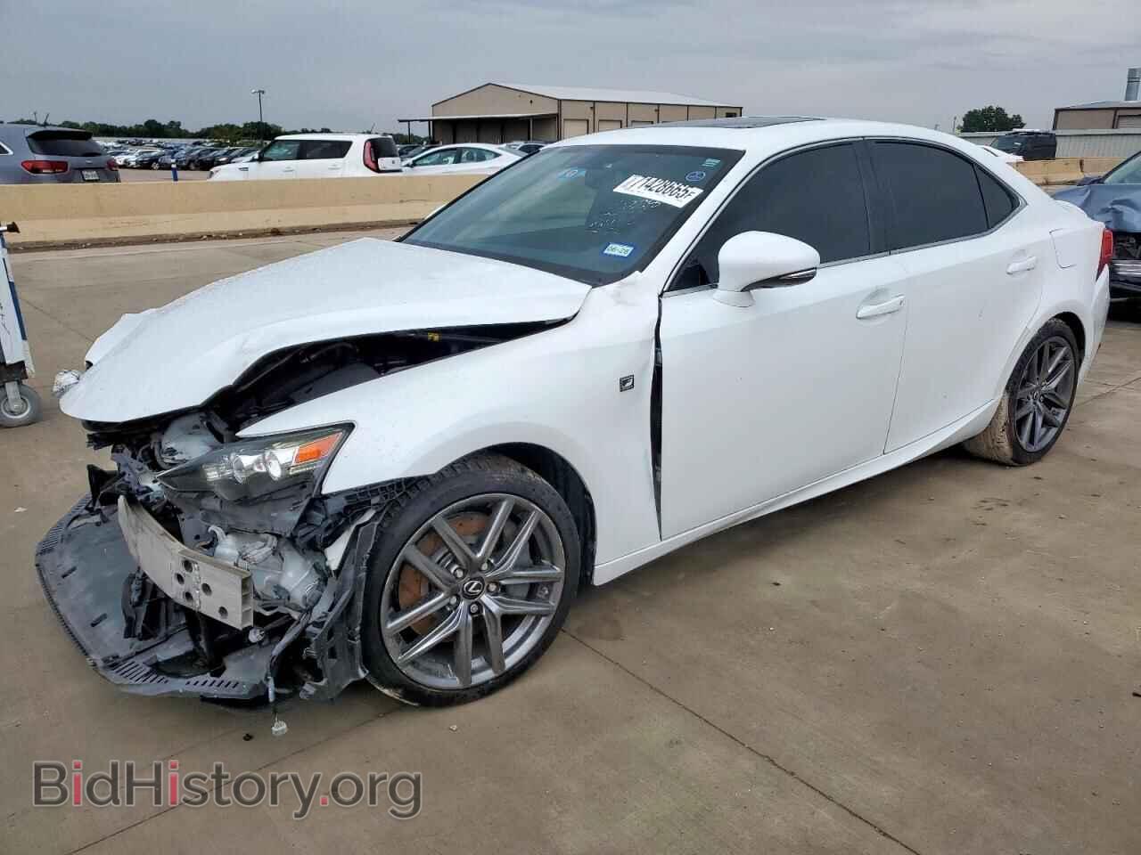 Photo JTHBA1D29G5026065 - LEXUS IS 2016