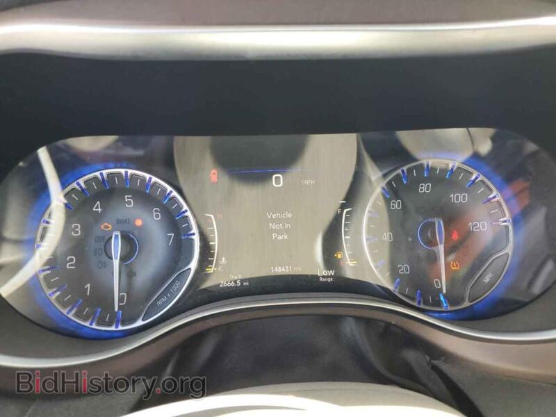 2017 Chrysler PACIFICA (VIN 2C4RC1EG0HR727473) — фото 9 из 13
