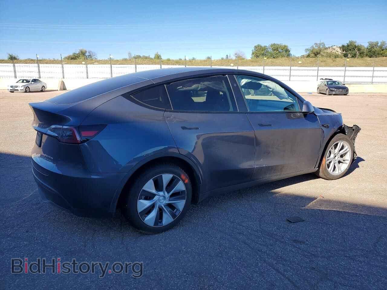 2023 TESLA MODEL Y - VIN: 7SAYGDEE7PF839765 - Photo 3