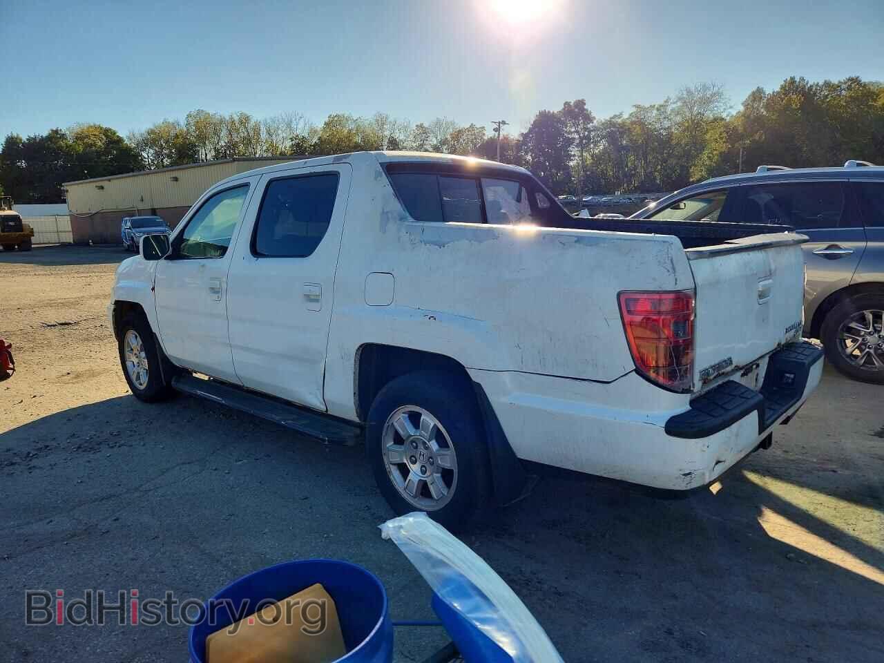 2011 HONDA RIDGELINE - VIN: 5FPYK1F43BB006027 - Photo 2
