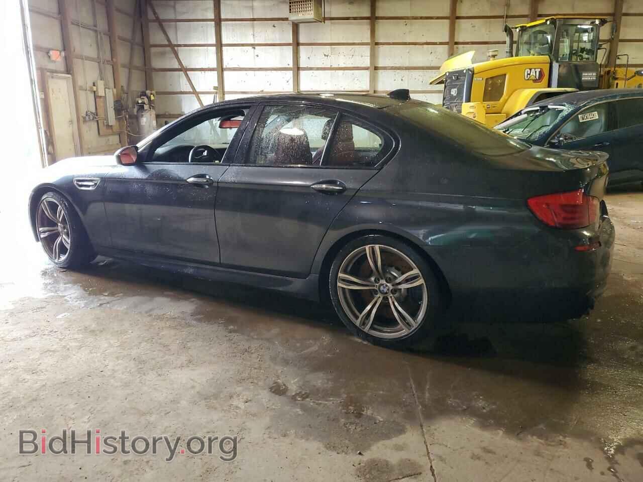 2013 BMW M5 - VIN: WBSFV9C59DD096239 - Фото 2