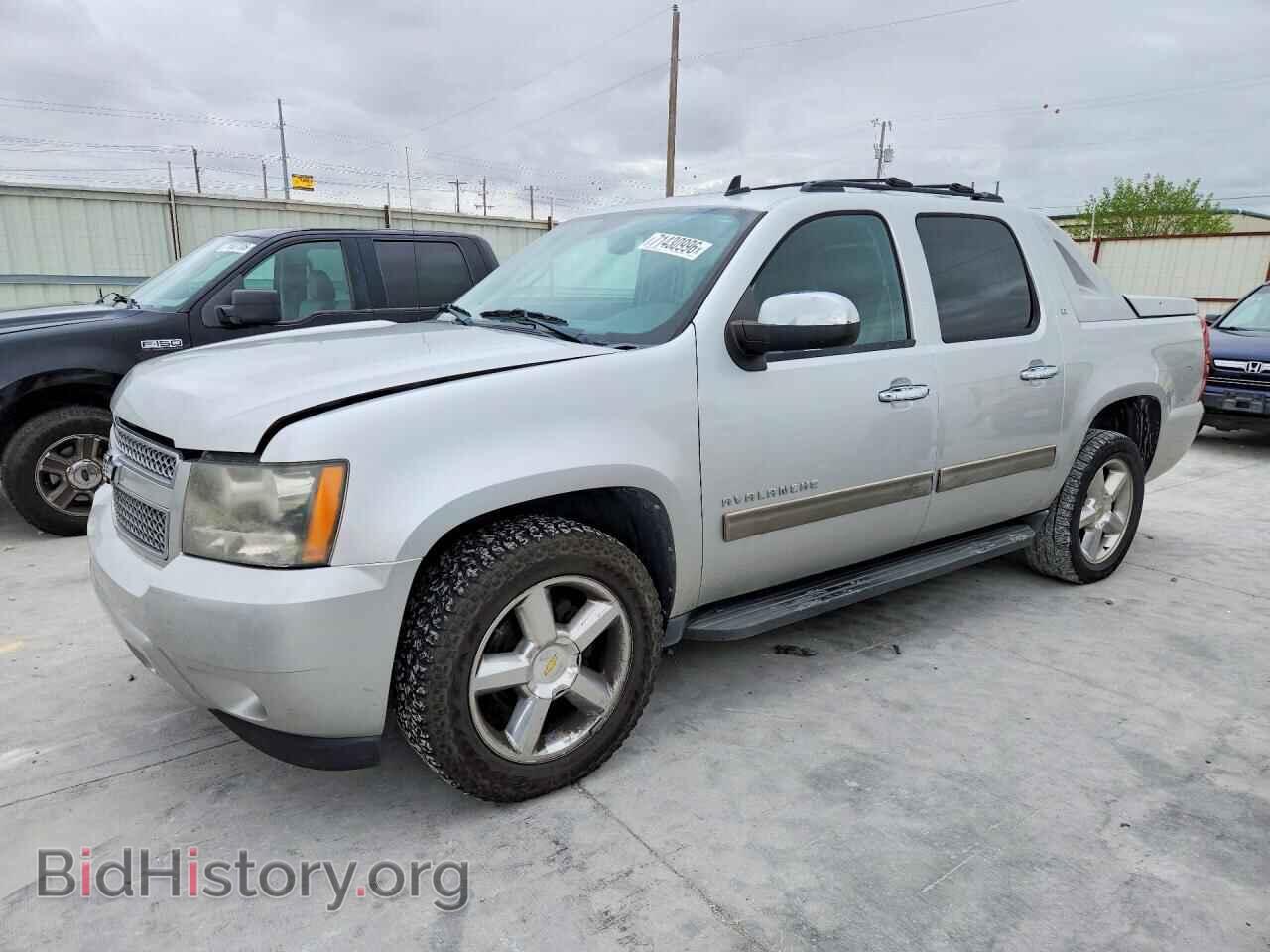 Фотография 3GNMCFE02BG262418 - CHEVROLET AVALANCHE 2011