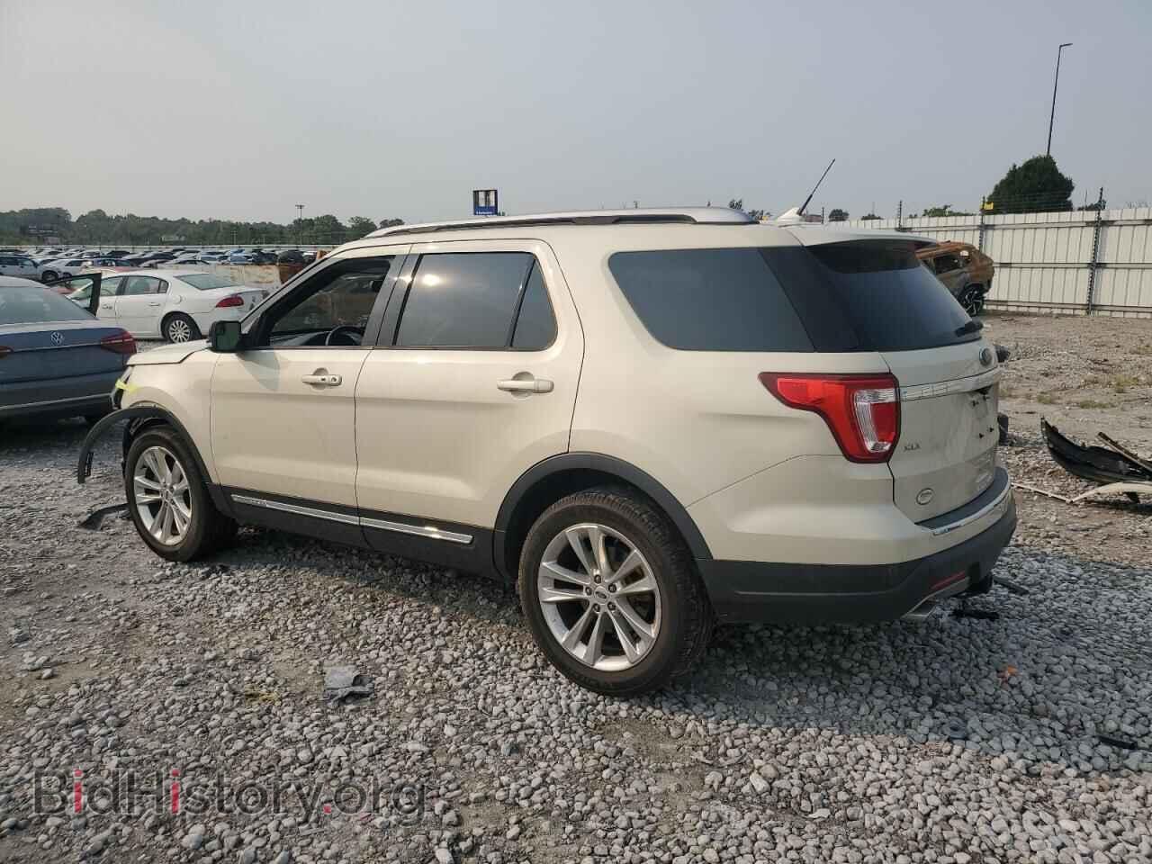 2018 FORD EXPLORER - VIN: 1FM5K7D88JGB26765 - Photo 2