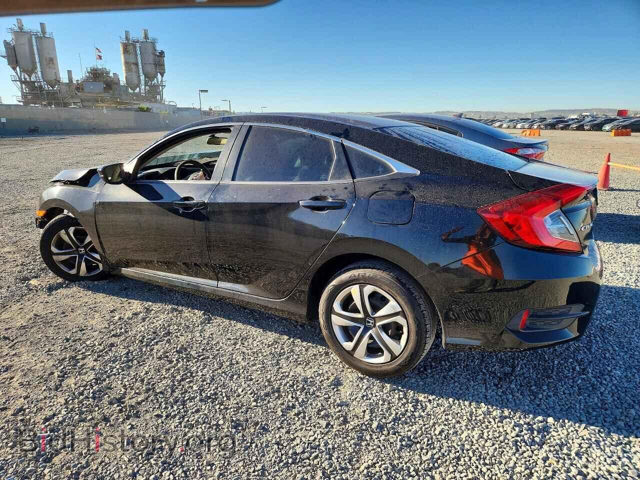 2017 HONDA CIVIC - VIN: 19XFC2F53HE232885 - Photo 2