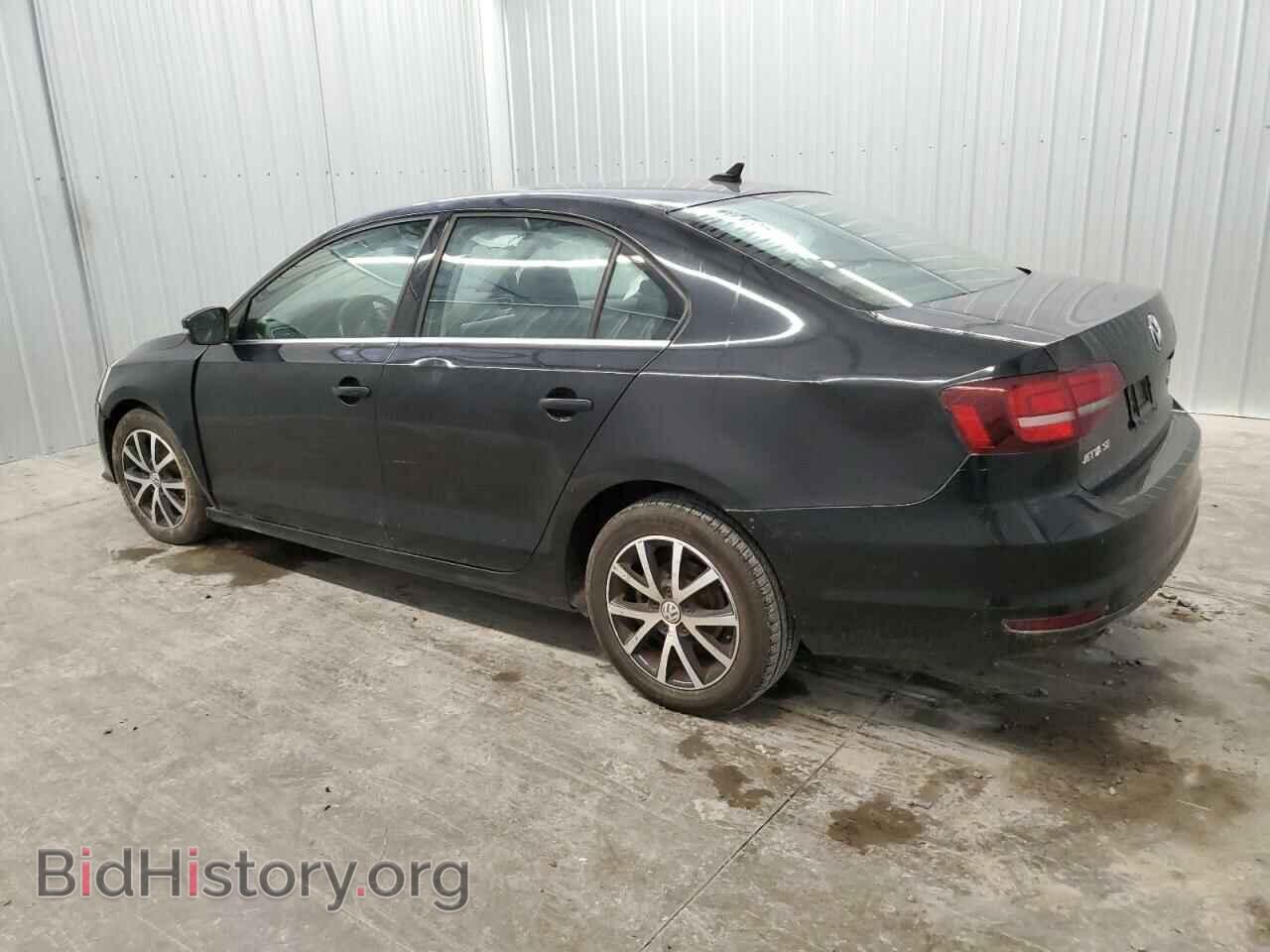 2018 VOLKSWAGEN JETTA - VIN: 3VWDB7AJ9JM242566 - Фото 2