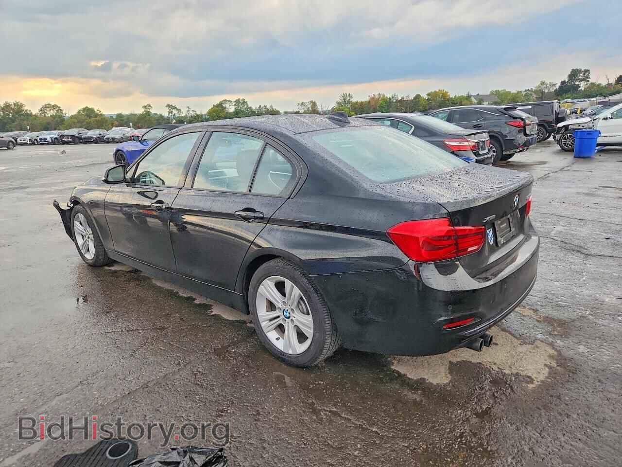 2016 BMW 3 SERIES - VIN: WBA8E3G57GNT26864 - Фото 2