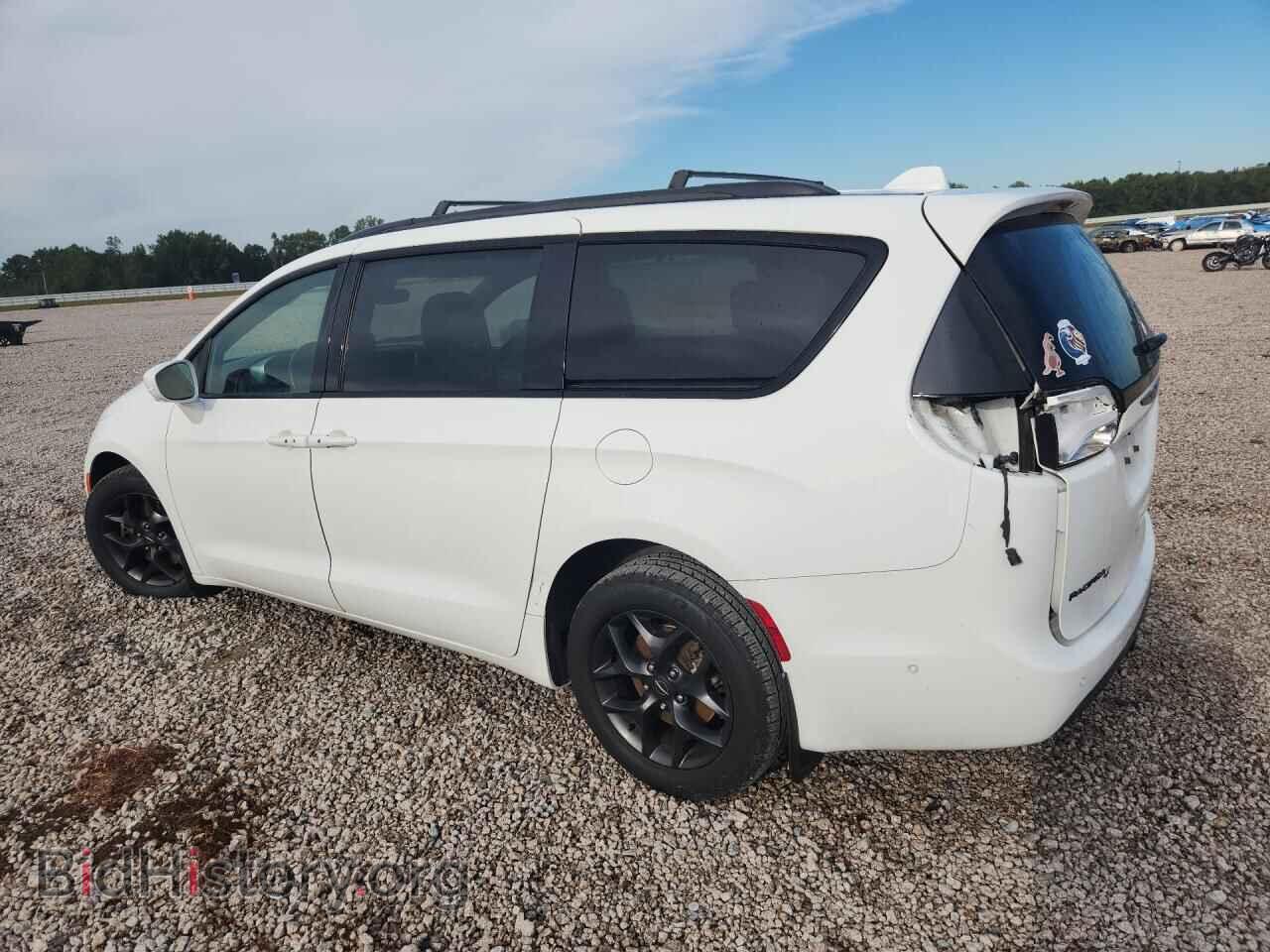 2020 CHRYSLER PACIFICA - VIN: 2C4RC1EG9LR102031 - Фото 2