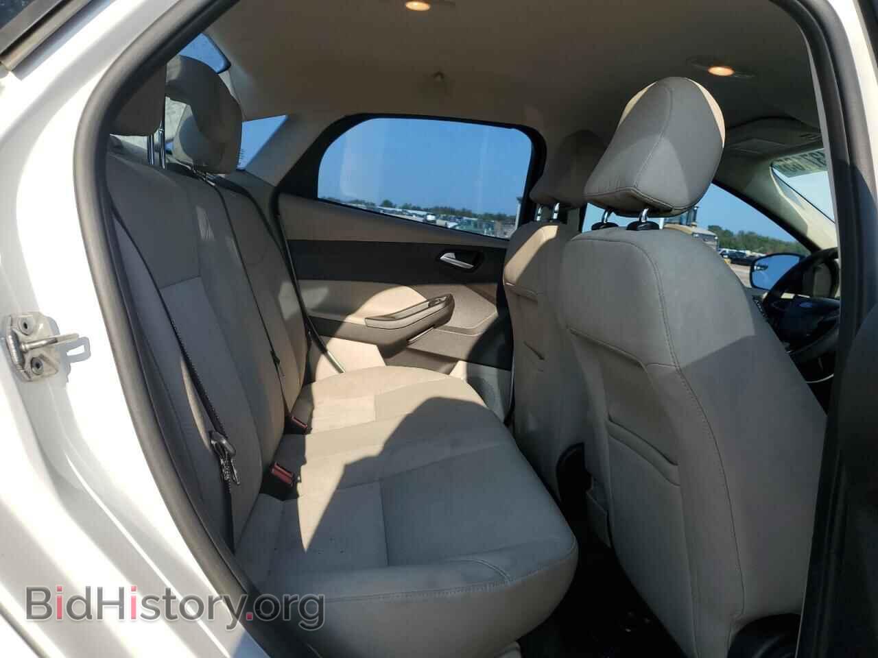 2016 FORD FOCUS - VIN: 1FADP3F21GL402096 - Фото 10