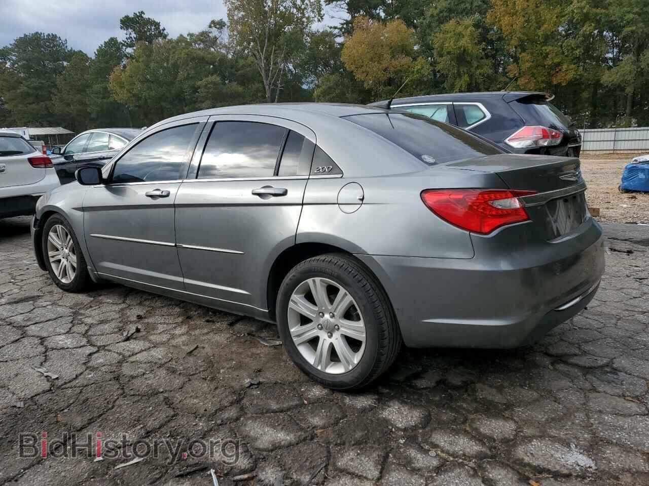 2013 CHRYSLER 200 - VIN: 1C3CCBBB9DN732381 - Photo 2