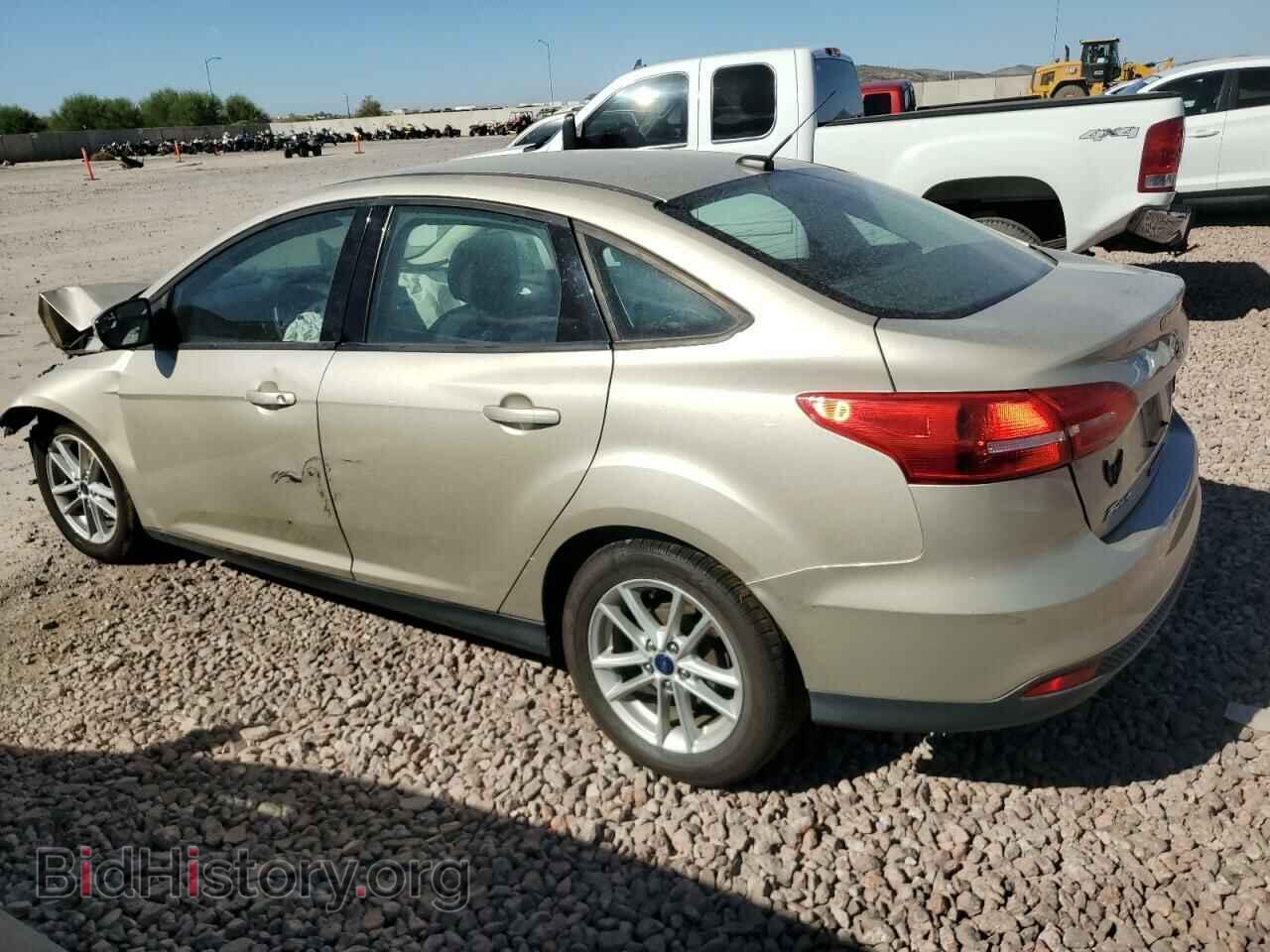 2017 FORD FOCUS - VIN: 1FADP3F2XHL235349 - Фото 2