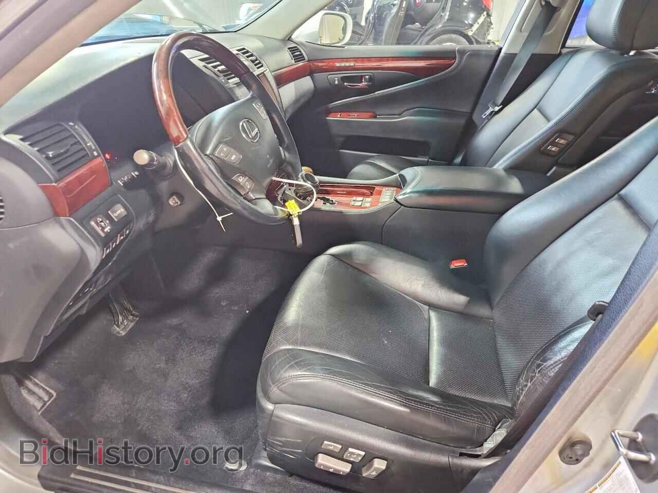 2011 LEXUS LS460 - VIN: JTHDL5EF3B5003000 - Photo 7