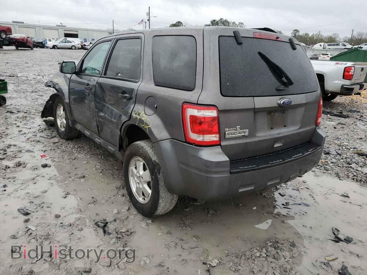 2011 FORD ESCAPE - VIN: 1FMCU0D77BKB35004 - Фото 2