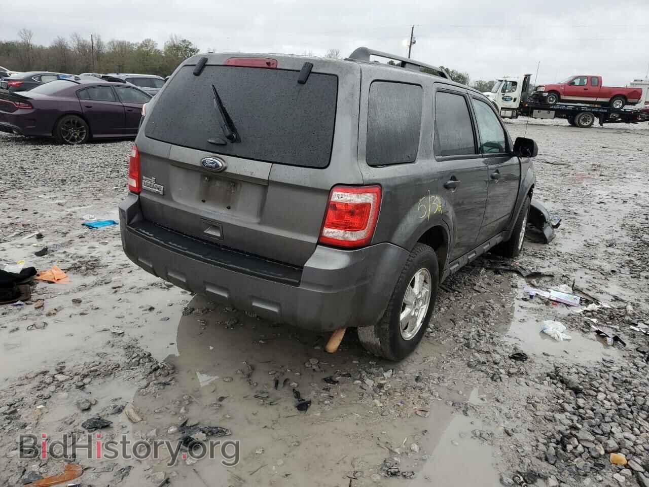 2011 FORD ESCAPE - VIN: 1FMCU0D77BKB35004 - Фото 3