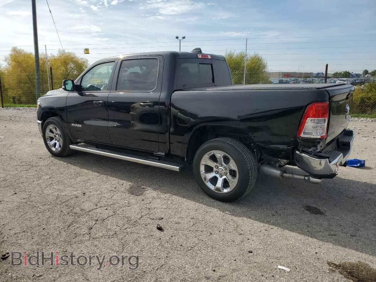 2021 RAM 1500 - VIN: 1C6SRFFTXMN797957 - Фото 2