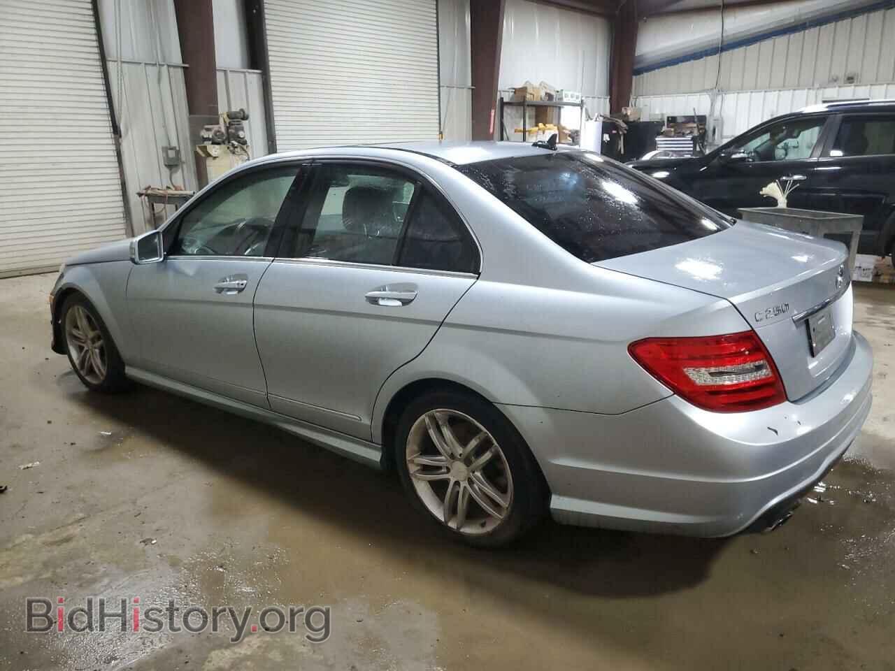 2013 MERCEDES-BENZ C-CLASS - VIN: WDDGF4HB7DA831799 - Фото 2
