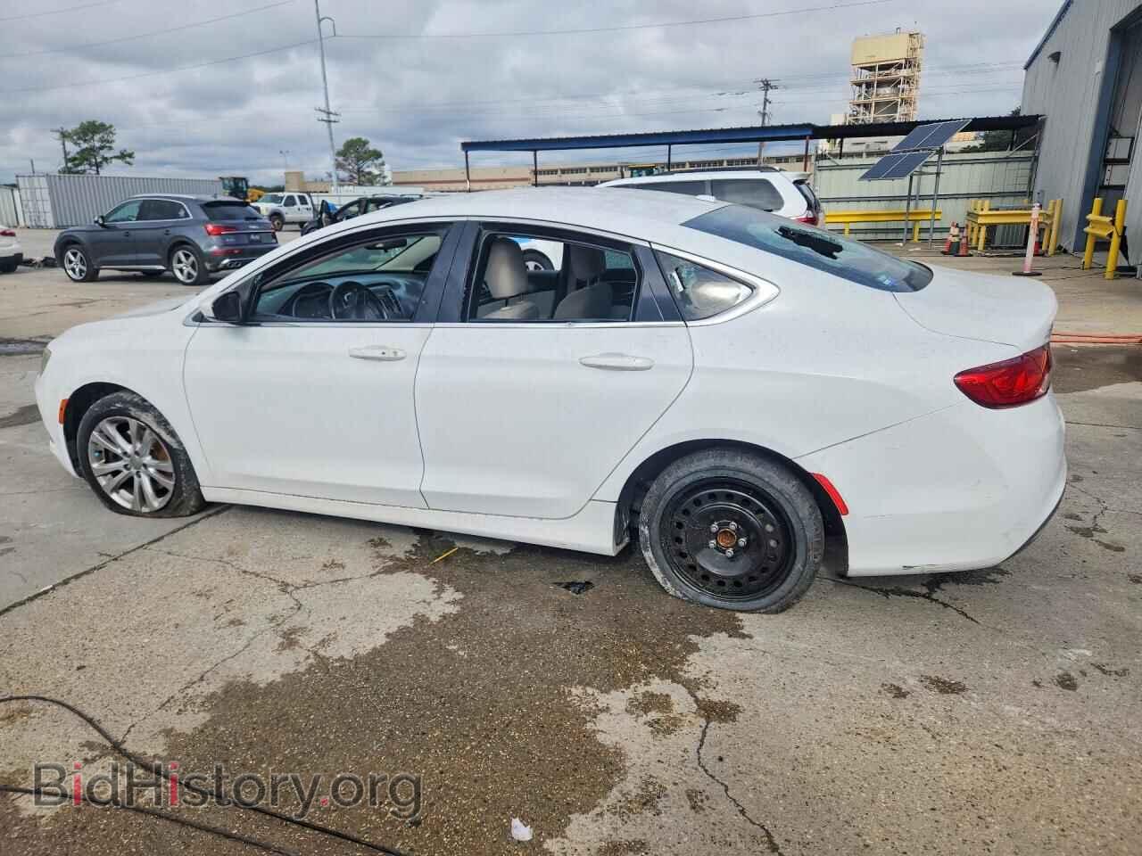 2015 CHRYSLER 200 - VIN: 1C3CCCAB4FN633459 - Photo 2