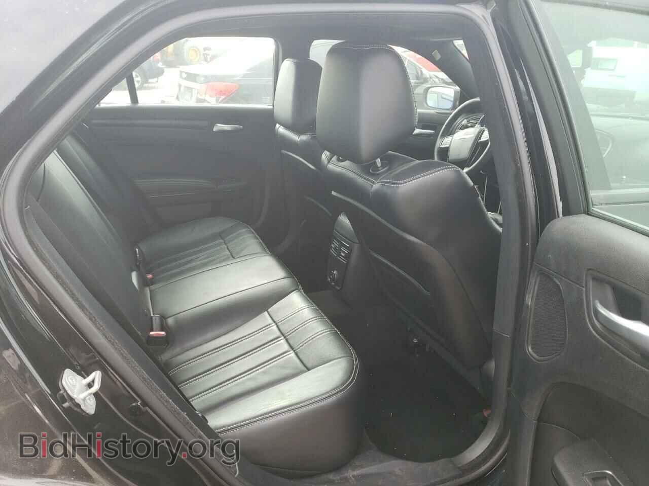2014 CHRYSLER 300 - VIN: 2C3CCAGG8EH297863 - Фото 10