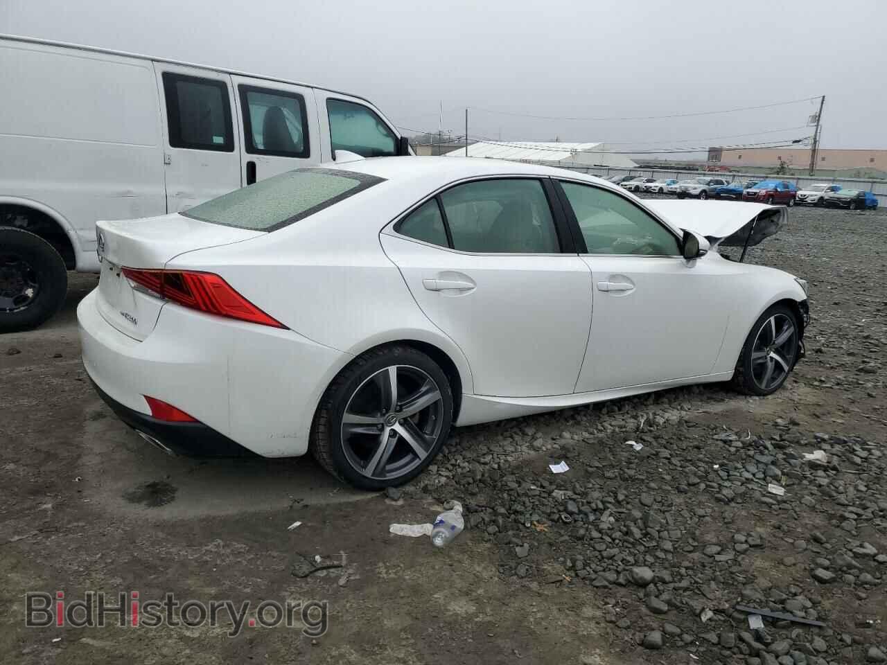 2018 LEXUS IS - VIN: JTHC81D20J5033073 - Фото 3