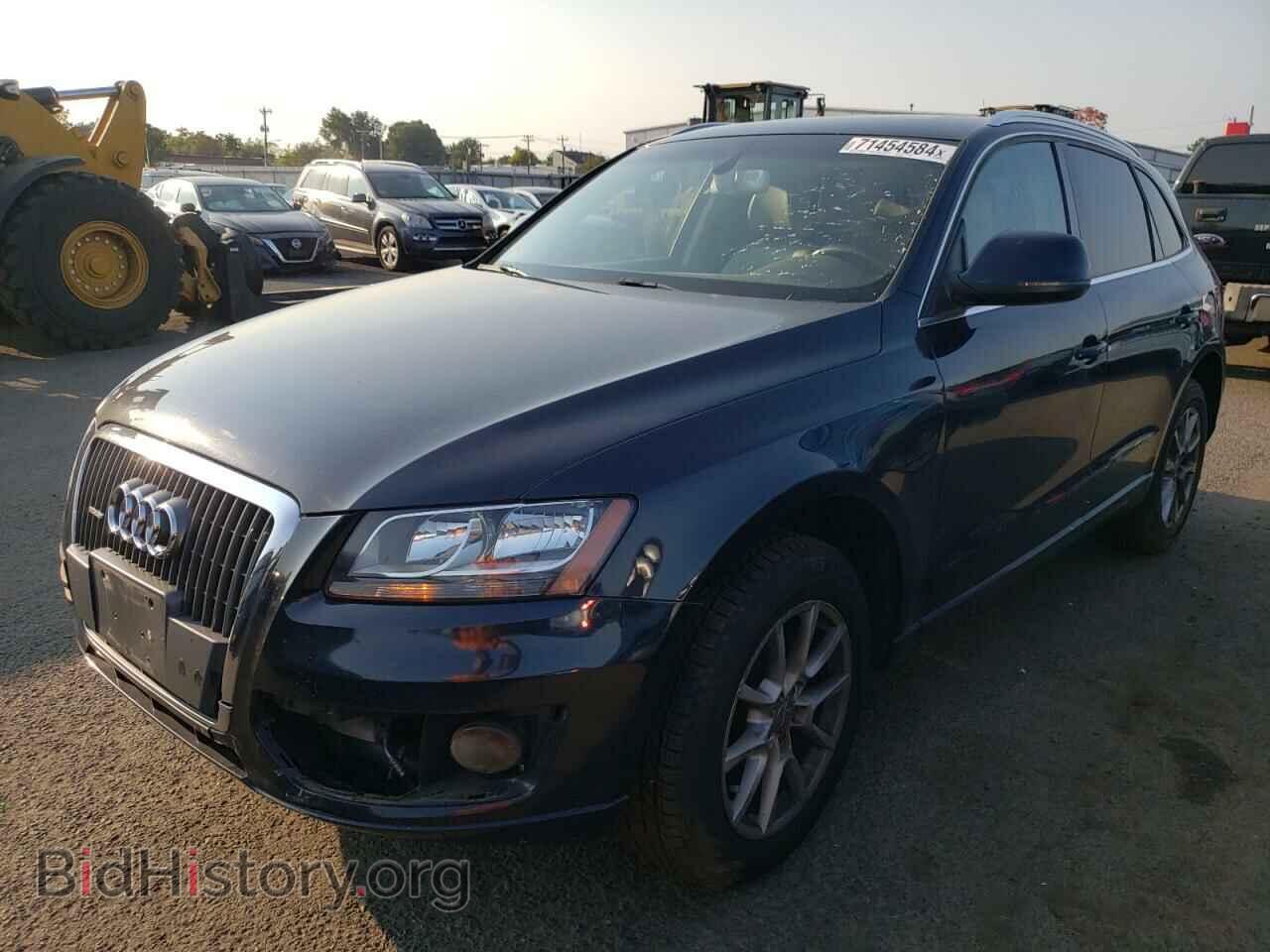 Фотография WA1CFAFP2BA009361 - AUDI Q5 2011