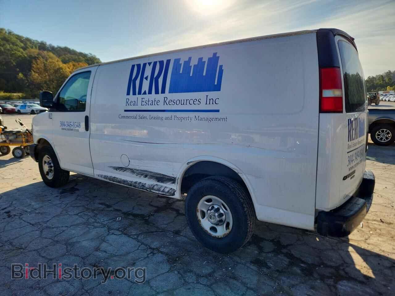 2014 CHEVROLET EXPRESS - VIN: 1GCWGFBA8E1164404 - Photo 2