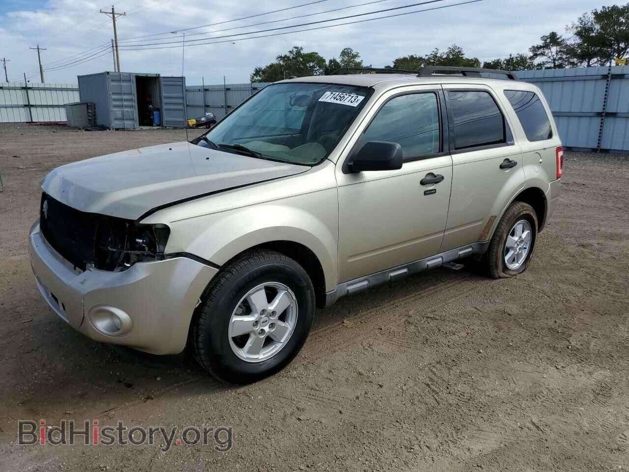 Фотография 1FMCU0D71AKA71587 - FORD ESCAPE 2010