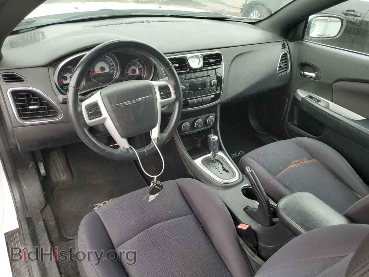 2014 CHRYSLER 200 - VIN: 1C3BCBEBXEN158334 - Фото 8