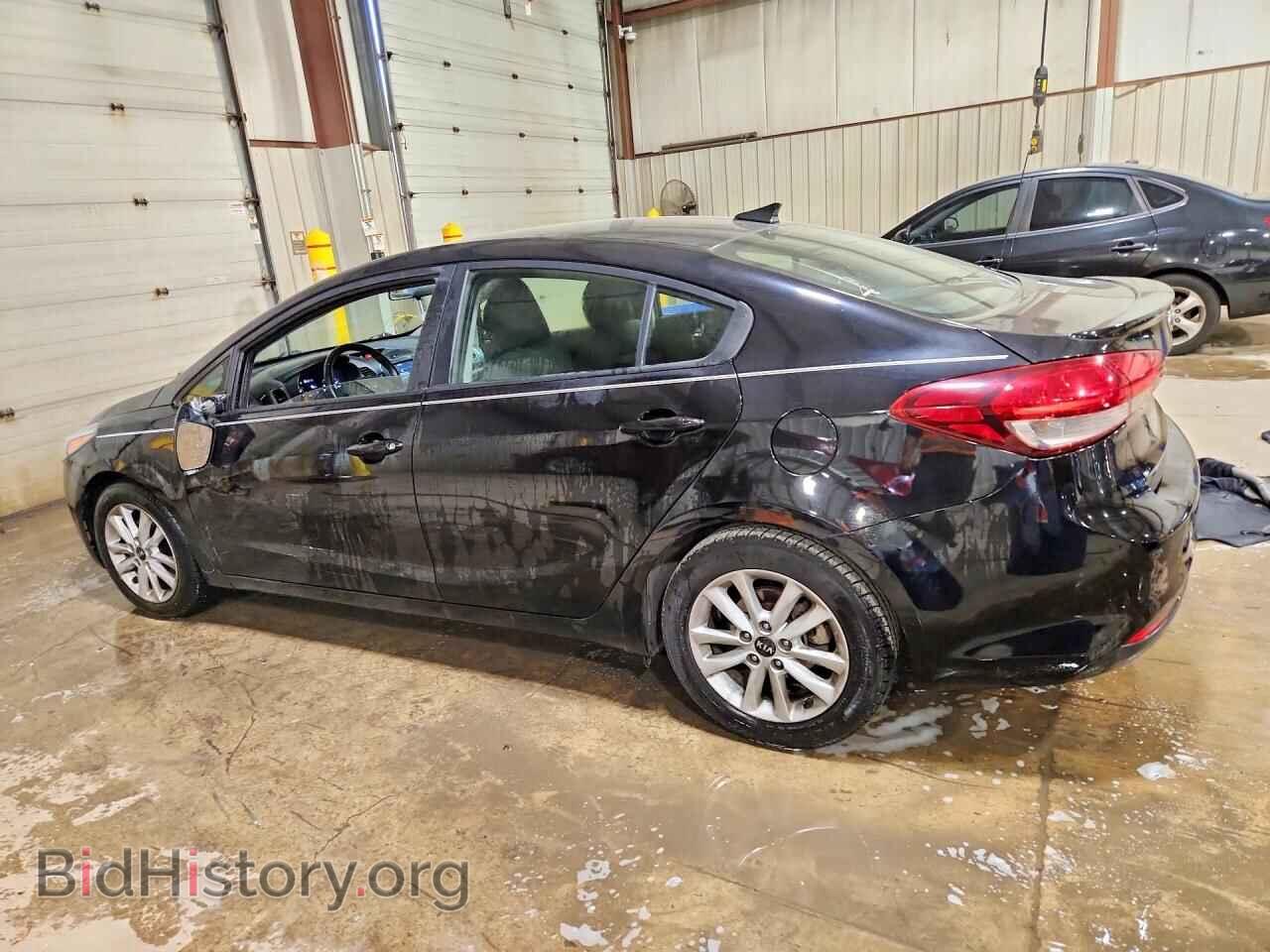 2017 KIA FORTE - VIN: 3KPFL4A76HE111949 - Фото 2