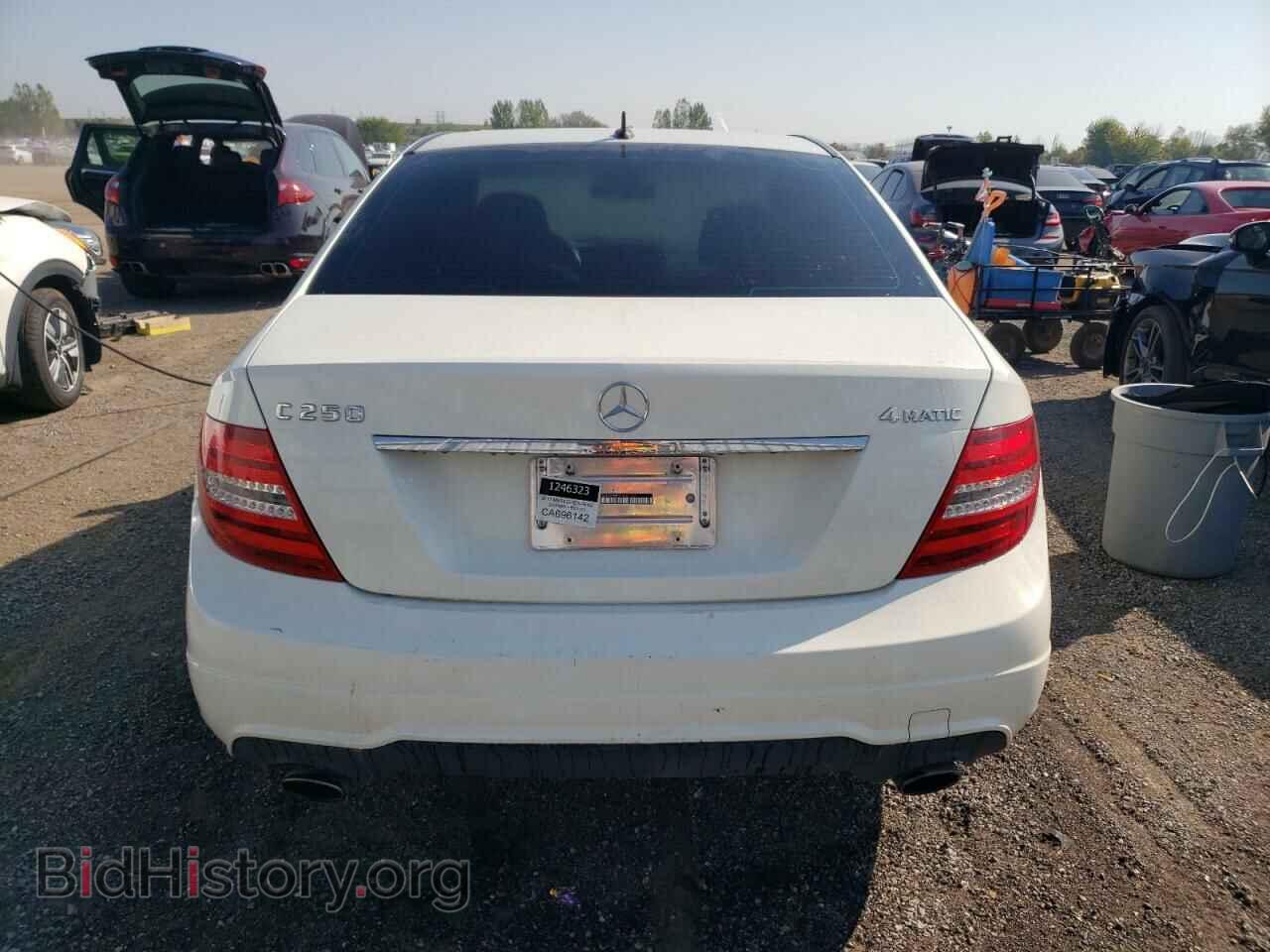 2012 MERCEDES-BENZ C-CLASS - VIN: WDDGF8FB0CA696142 - Фото 6