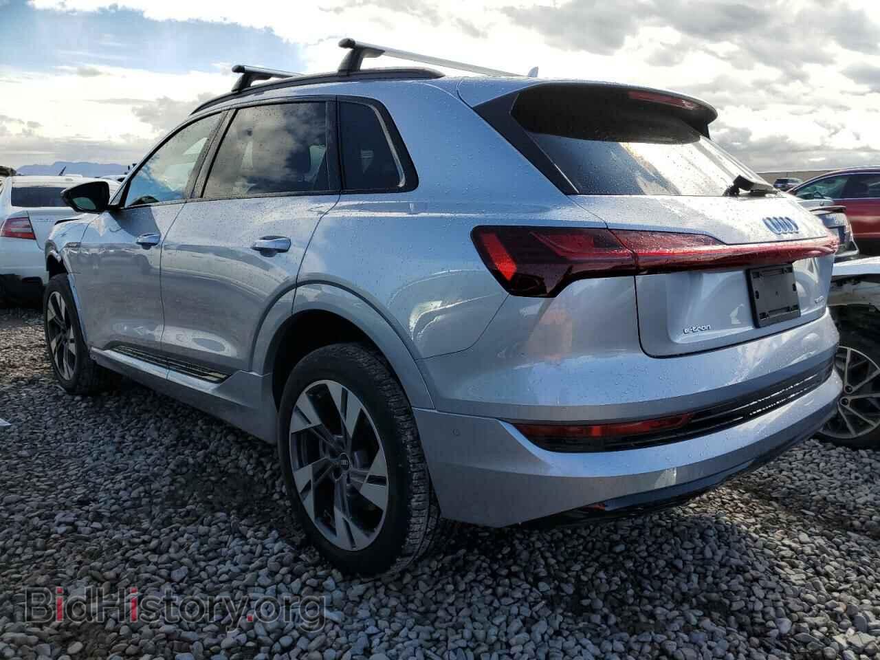 2021 AUDI E-TRON - VIN: WA1AAAGEXMB026957 - Фото 2