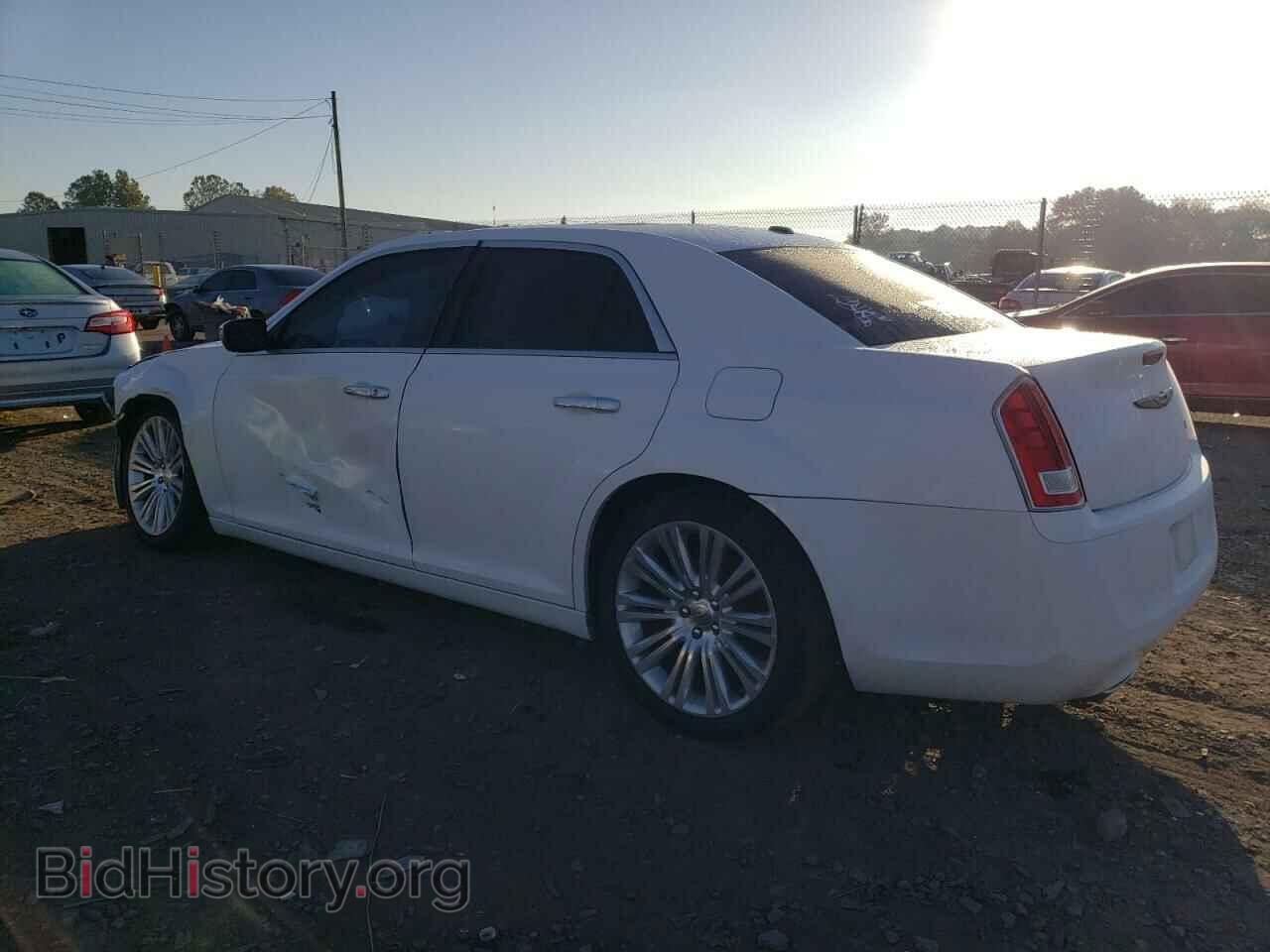 2012 CHRYSLER 300 - VIN: 2C3CCACGXCH274300 - Фото 2