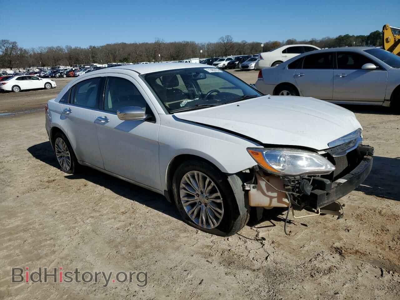 2013 CHRYSLER 200 - VIN: 1C3CCBCG3DN554462 - Фото 4