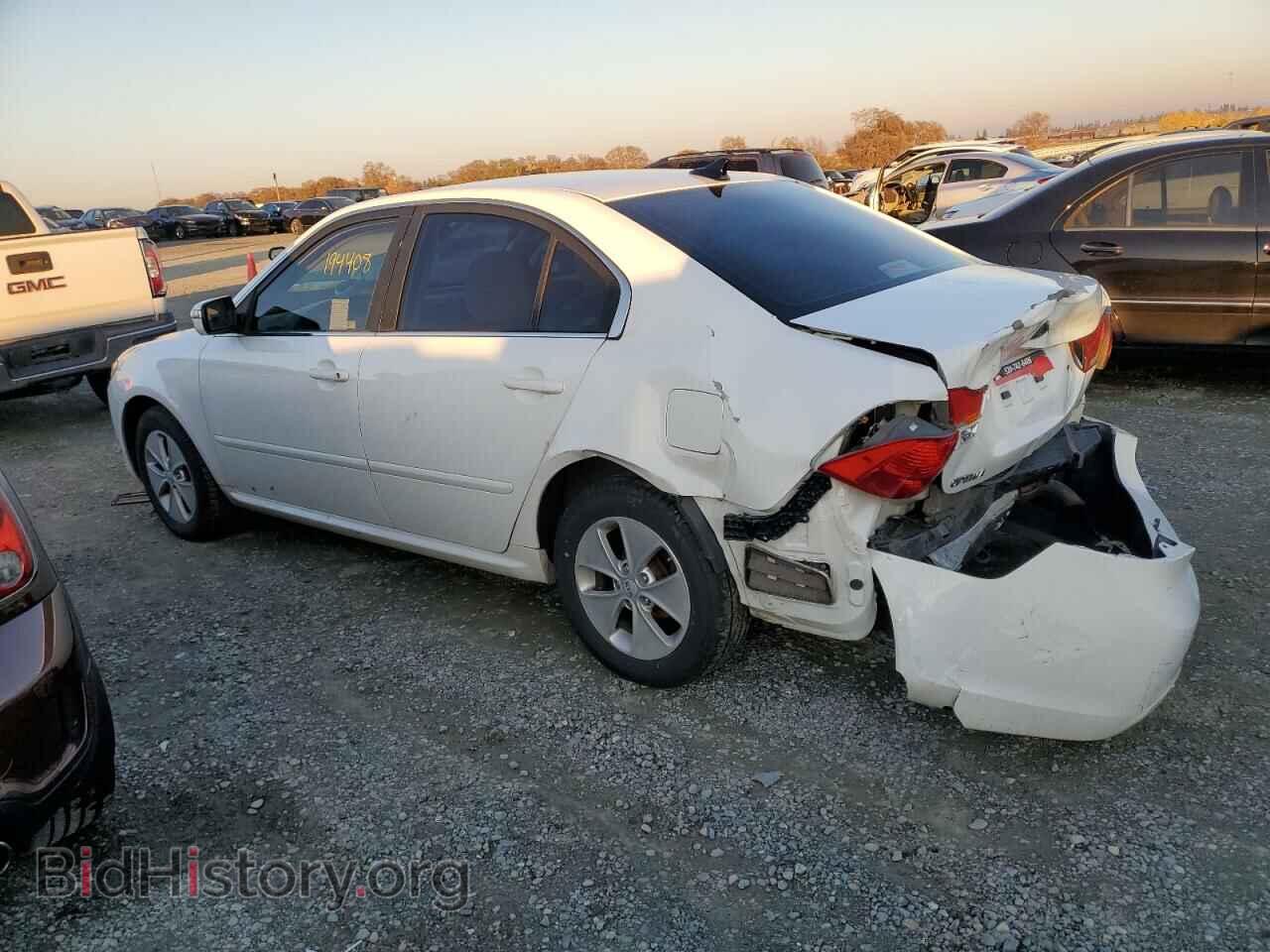 2009 KIA OPTIMA - VIN: KNAGE228395353330 - Фото 2