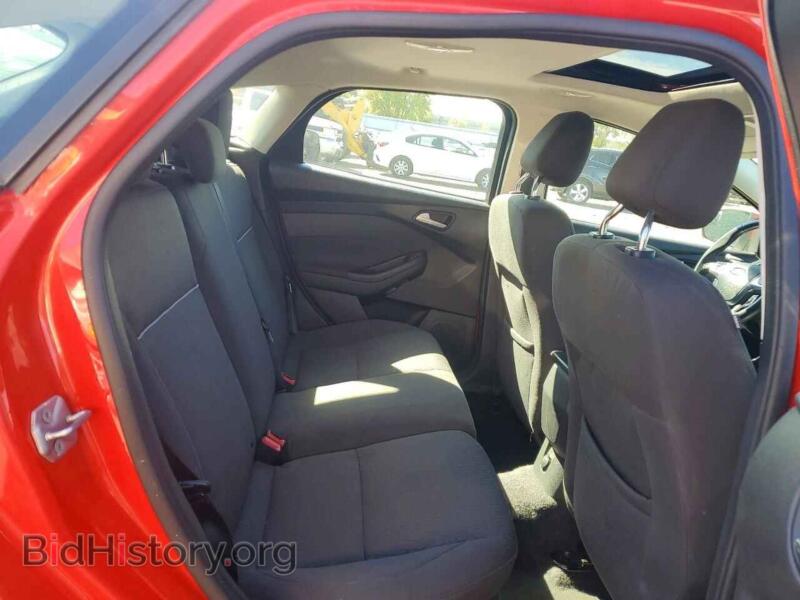 2012 Ford FOCUS (VIN 1FAHP3M23CL371741) — photo 10 of 12