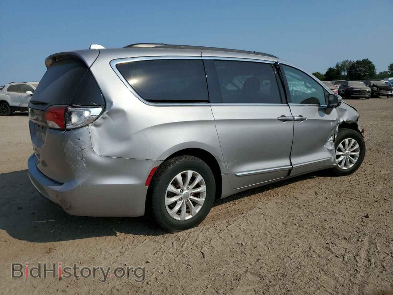 2017 CHRYSLER PACIFICA - VIN: 2C4RC1BG4HR583642 - Photo 3