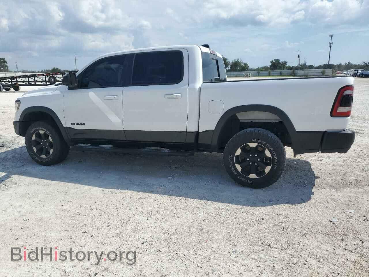 2020 RAM 1500 - VIN: 1C6SRFLTXLN257849 - Фото 2