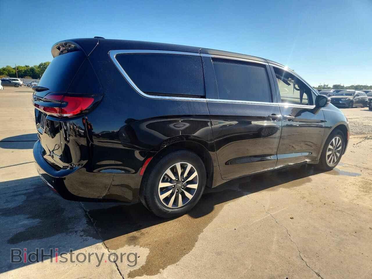 2024 CHRYSLER PACIFICA - VIN: 2C4RC1S72RR130850 - Photo 3