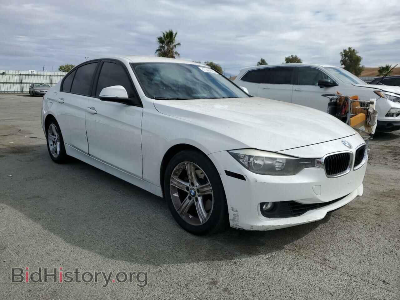 2013 BMW 3 SERIES - VIN: WBA3C1G55DNR45172 - Фото 4