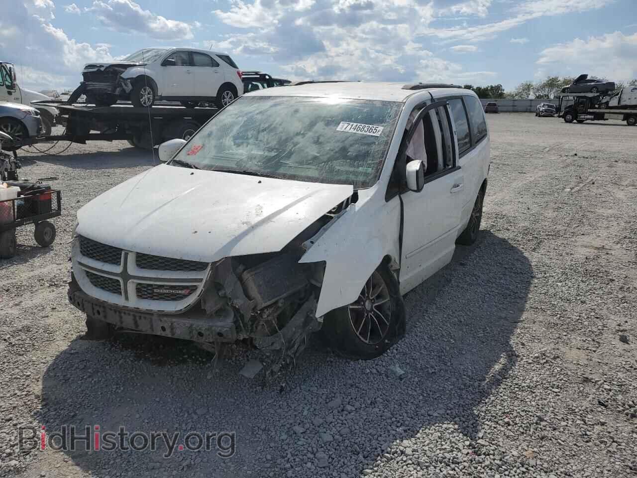 Фотография 2C4RDGEGXHR825085 - DODGE CARAVAN 2017