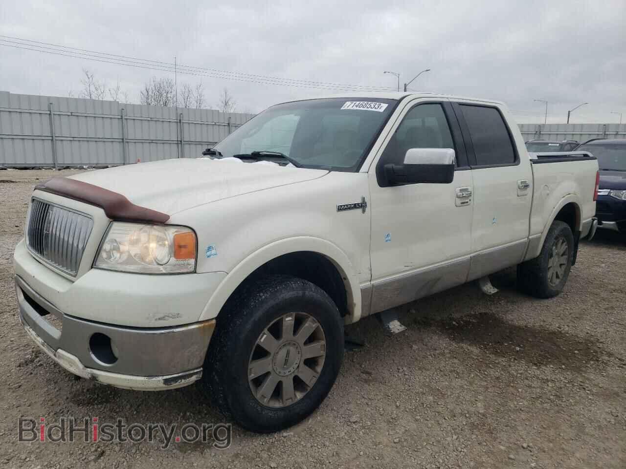 Photo 5LTPW18596FJ19901 - LINCOLN MARK LT 2006