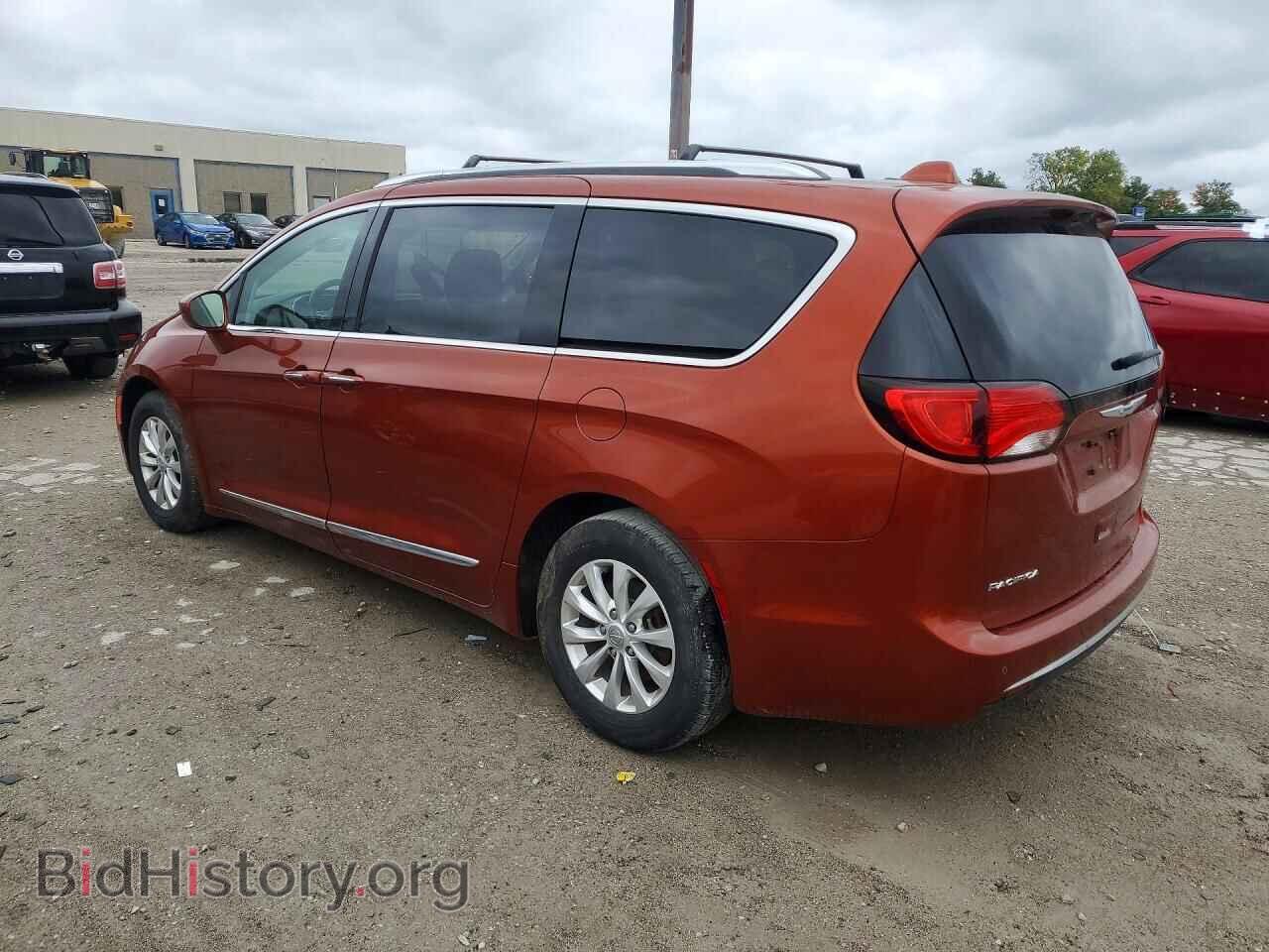 2018 CHRYSLER PACIFICA - VIN: 2C4RC1EGXJR235197 - Photo 2