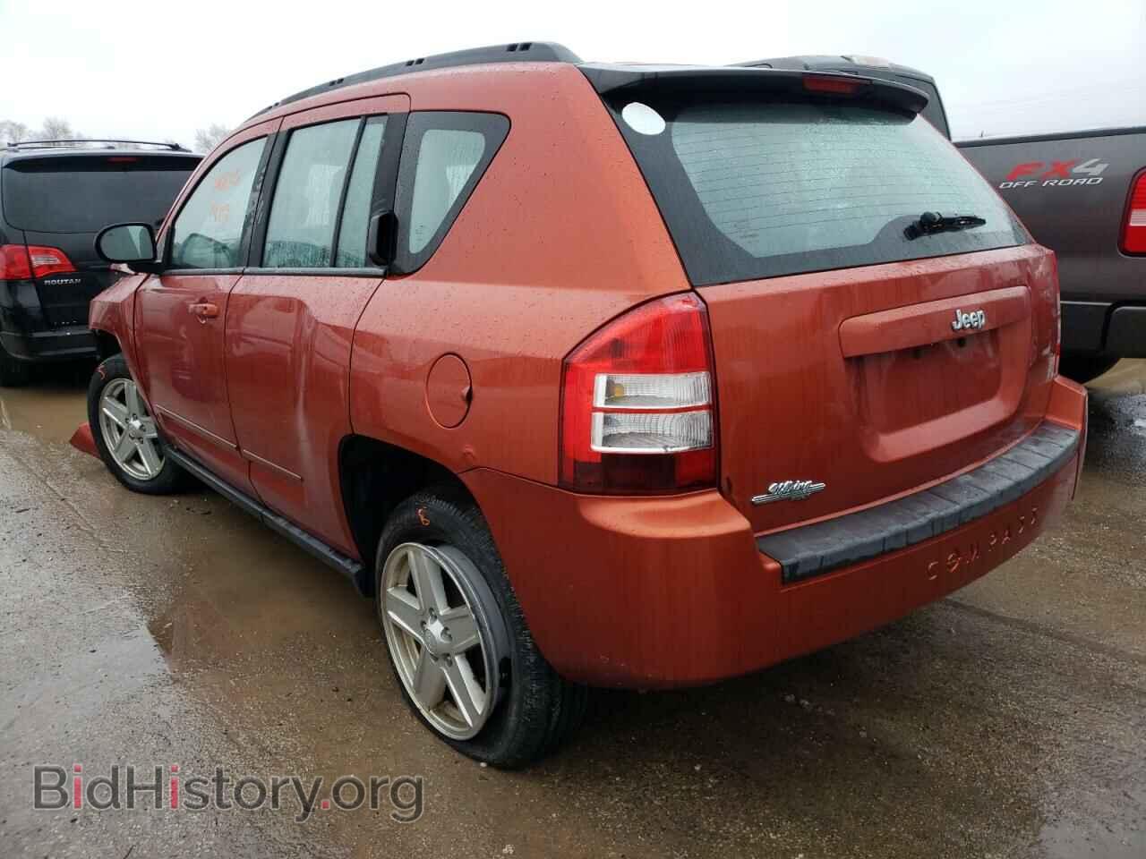 2010 JEEP COMPASS - VIN: 1J4NT4FB7AD523176 - Photo 2