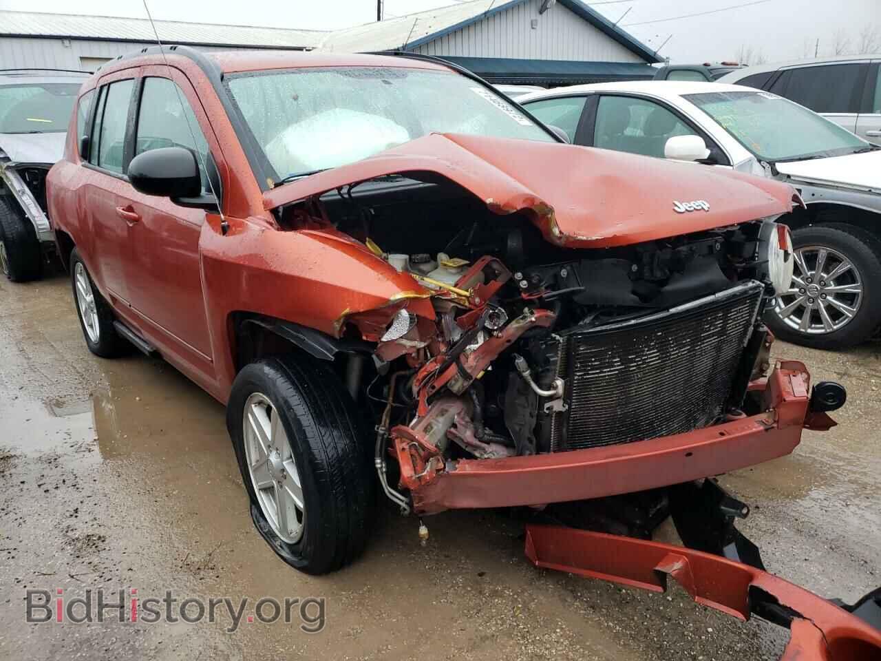 2010 JEEP COMPASS - VIN: 1J4NT4FB7AD523176 - Photo 4