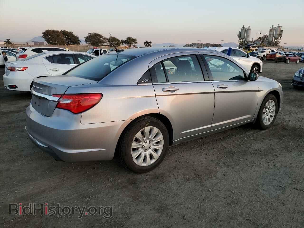 2013 CHRYSLER 200 - VIN: 1C3CCBABXDN642383 - Фото 3